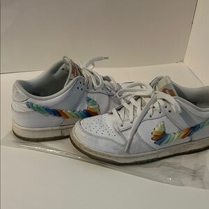 Nike Kids' 6.5Y Dunks rainbow lace check